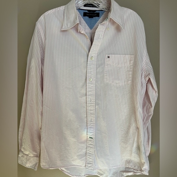 Tommy Hilfiger | Vintage | 90’s | Pink/White Striped | Button Down | Medium - Picture 1 of 7